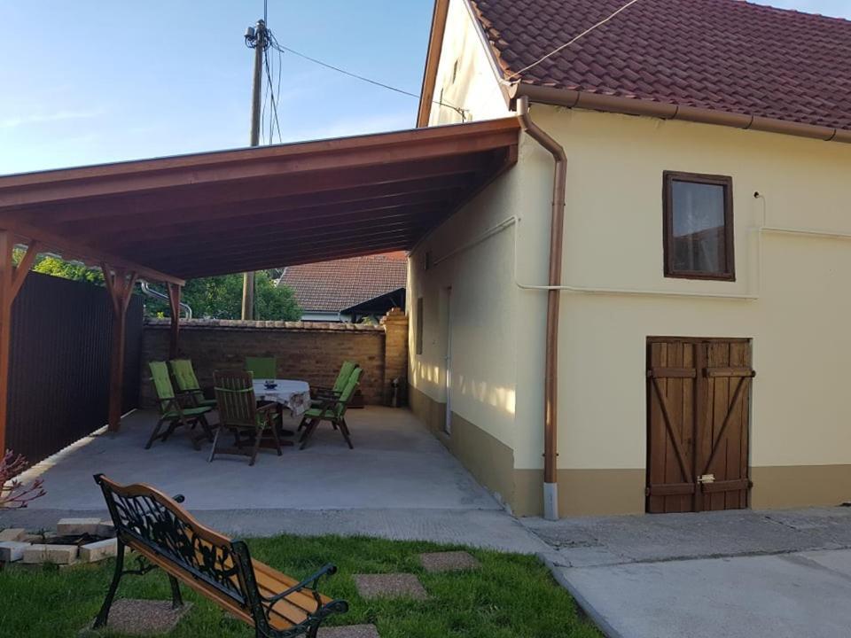 Dm Vendeghaz Виллань Экстерьер фото